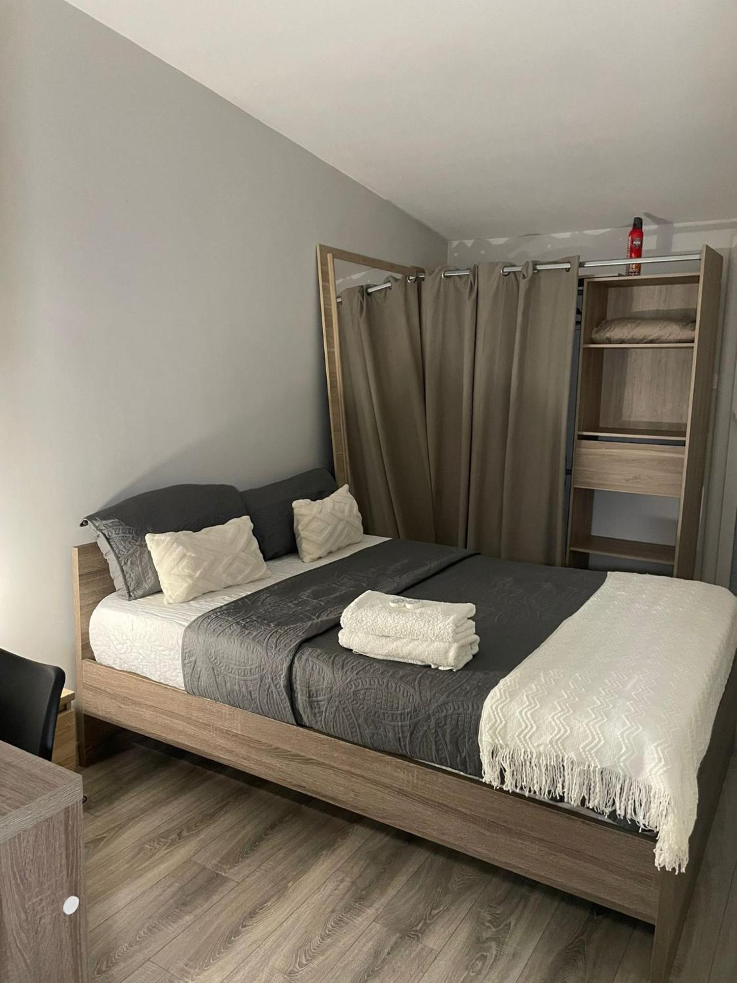Agreable Chambre Menucourt Eksteriør bilde